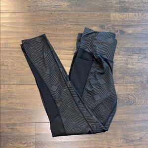 La +Image Geo Pattern Leggings